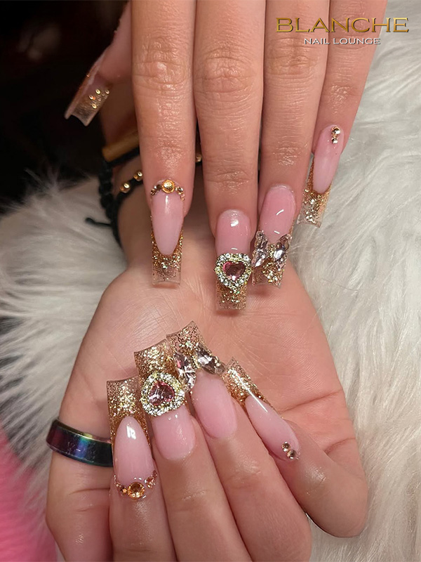 Blanche Nail Lounge